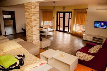 Фото номера Апартаменты Дома для отпуска Pure Nature Refuge Appartment г. Miniş 23
